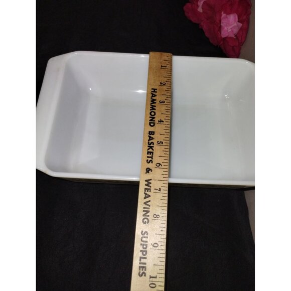 Vintage Pyrex Golden Acorn 575 B Space Saver Baking Dish, 2 Qt, - Picture 11 of 13